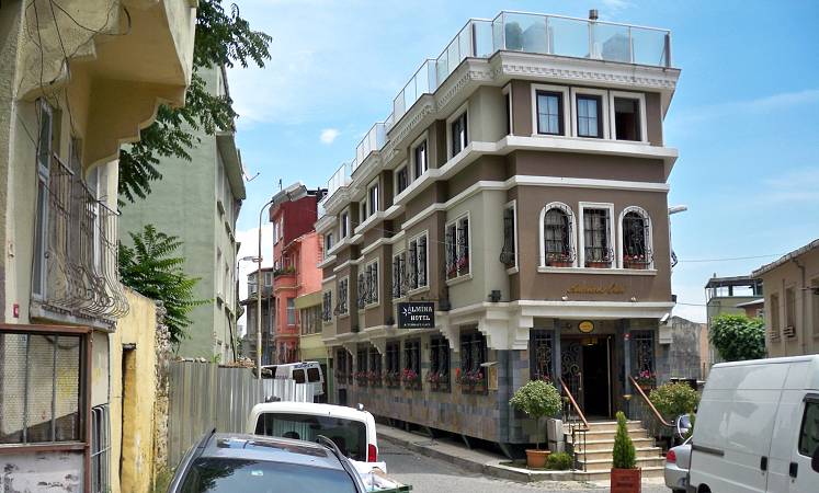 Almina Hotel.  © Martin  