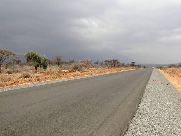 Silnice do Nairobi © JV  